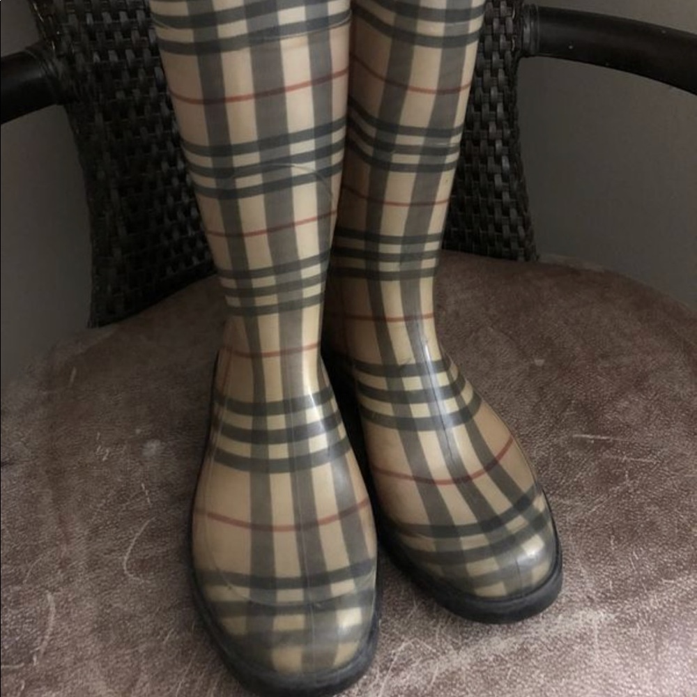 Burberry rain boots